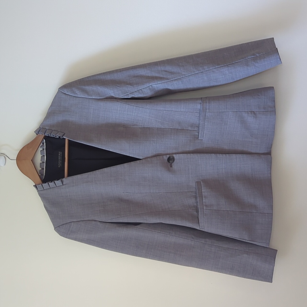 Banana Republic tall long and lean blazer